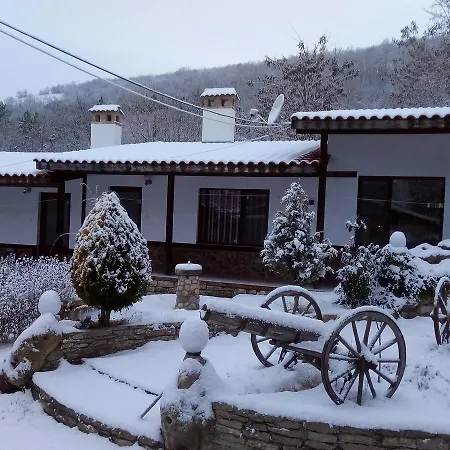 Gasthof And Tavern Chapaya *